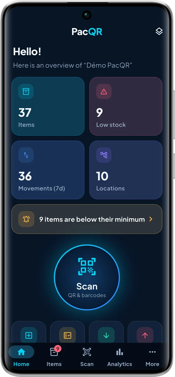 PacQR home screen with the item count, low stock and the Scan button
